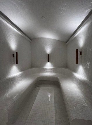 steam room